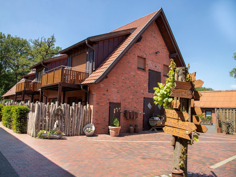Familienhotel Landhus Laurenz im Münsterland: Hotel Außenansicht